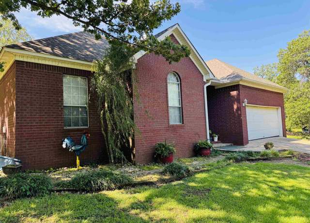 Property at 29 Amber Oaks Dr, Jacksonville, AR 72076, 3 beds, 2 baths