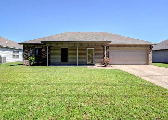 Property at 9808 Lanehart Rd, Little Rock, AR 72204, 3 beds, 2 baths