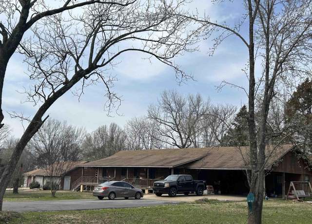 Property at 921 N Fourth, West Helena, AR 72390, 7 beds