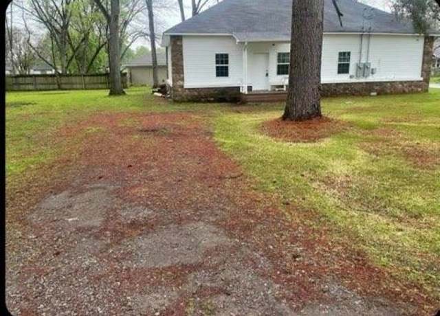 Property at 410 1st St, Atkins, AR 72823, 4 beds