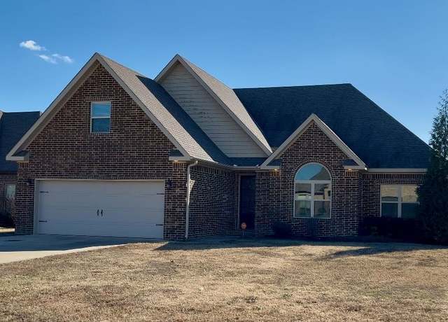 Property at 6509 Merrell Dr, Jonesboro, AR 72404, 5 beds, 2 baths
