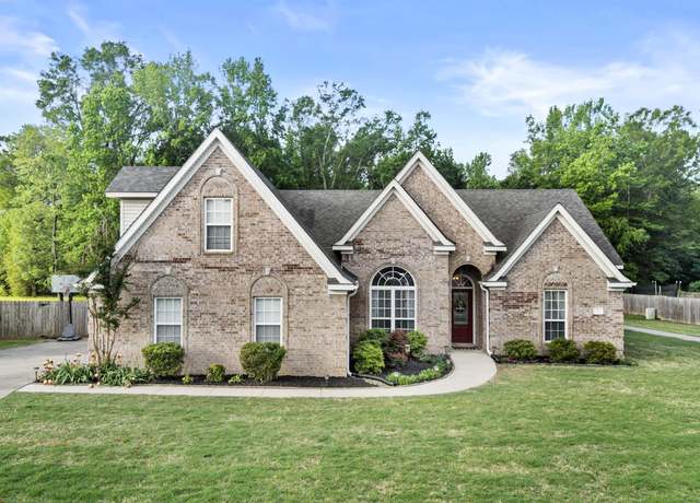 Property at 30 Lakeland Dr, Cabot, AR 72023, 4 beds, 2.5 baths