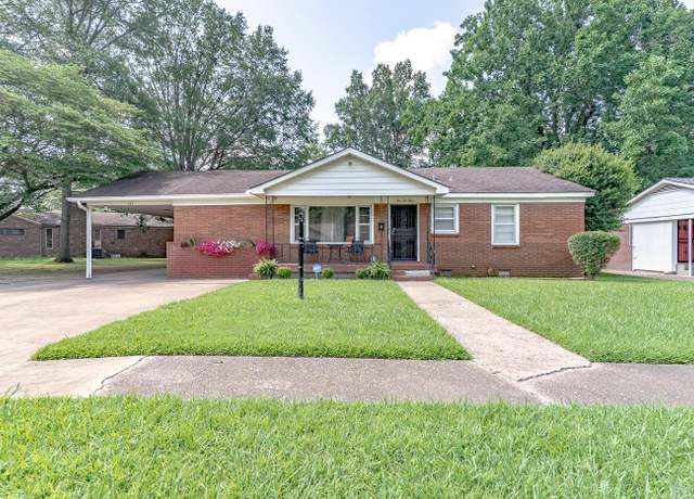 Property at 423 Laughrun Dr, Forrest City, AR 72335, 3 beds, 1.5 baths