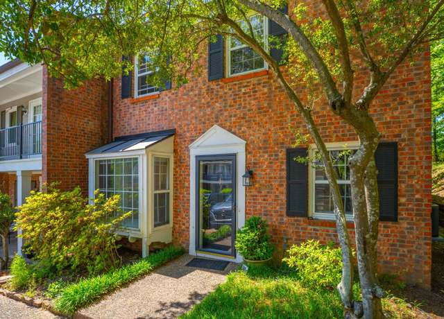 Property at 2200 Andover Ct #305, Little Rock, AR 72227, 2 beds, 2.5 baths