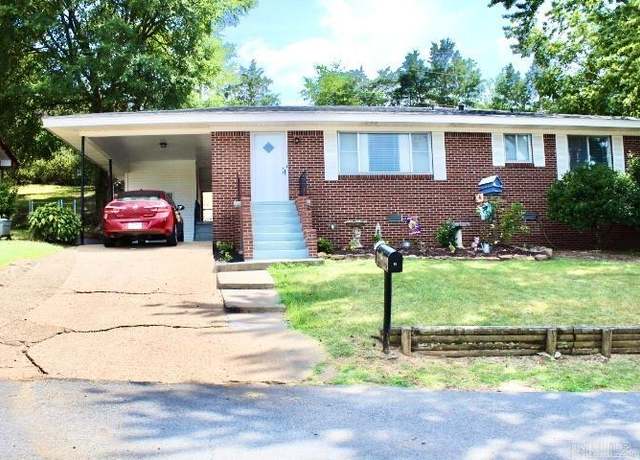 Property at 7 Winthrop Dr, Morrilton, AR 72110, 3 beds, 2 baths