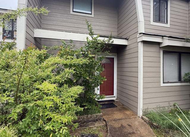 Property at 2001 Reservoir Rd #22, Little Rock, AR 72227, 3 beds, 2.5 baths