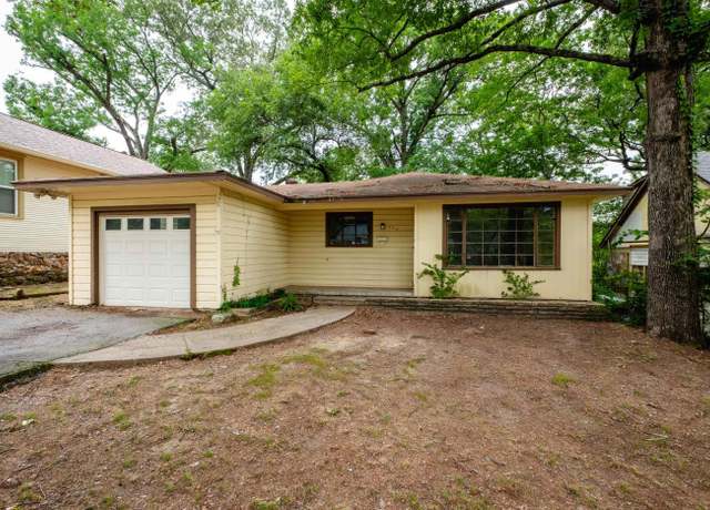 Property at 220 N Monroe St, Little Rock, AR 72205, 2 beds, 1 bath