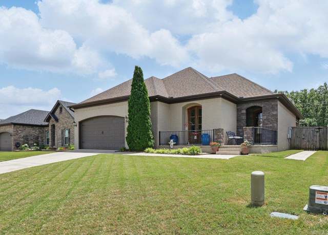 Property at 9333 Meadow Gardens Cir, Sherwood, AR 72120, 3 beds, 2 baths