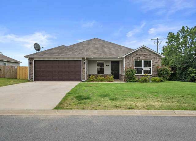 Property at 101 Sunland Dr, Beebe, AR 72012, 4 beds, 2 baths