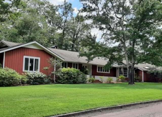 Property at 601 E 15th St, El Dorado, AR 71730, 4 beds, 3 baths