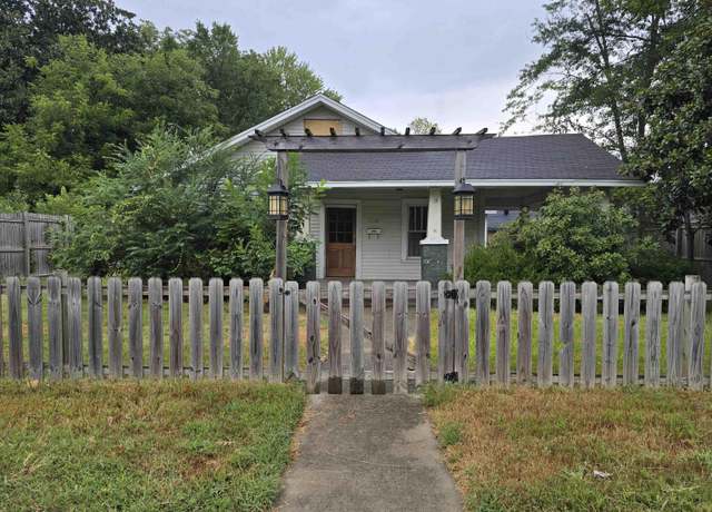 Property at 1710 Duncan St, Conway, AR 72034, 3 beds, 2 baths