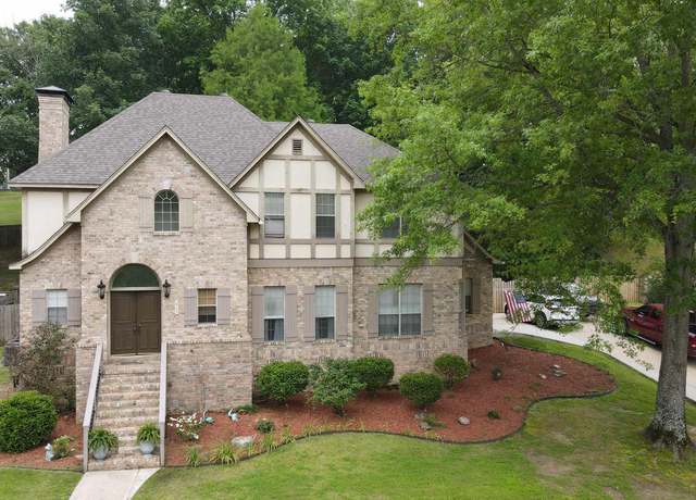 Property at 615 Miller Cv, Benton, AR 72019, 4 beds, 3 baths