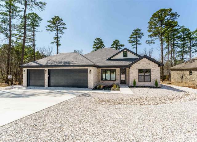 Property at 44 Cresta Way, Hot Springs Village, AR, 3 beds, 2 baths