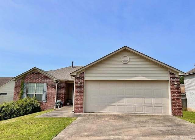 Property at 19 Britts Ln, Little Rock, AR 72209, 3 beds, 2 baths