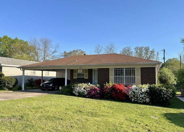 Property at 6819 Princess, Little Rock, AR 72205, 3 beds, 2 baths