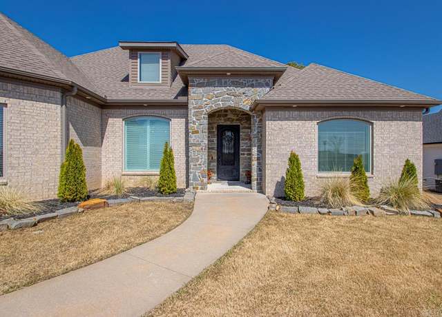 Property at 9732 Hickory Heights Dr, Sherwood, AR, 5 beds, 4 baths