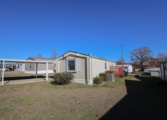 Property at 101 Nora Ct, Mountain Home, AR 72653, 2 beds, 2 baths