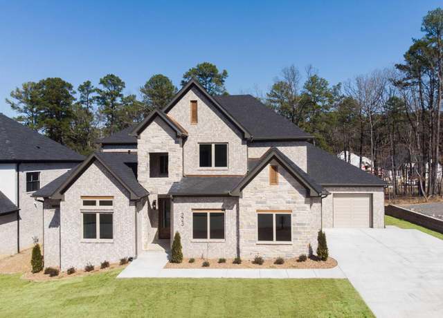 Property at 223 Abington Cir, Little Rock, AR 72223, 5 beds, 3.5 baths