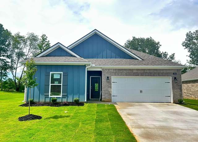 Property at 730 Edgemont Cir, Jonesboro, AR 72405, 3 beds, 2 baths