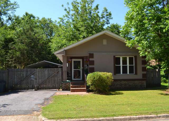 Property at 423 W St Louis St, Hot Springs, AR 71913, 2 beds, 2.5 baths