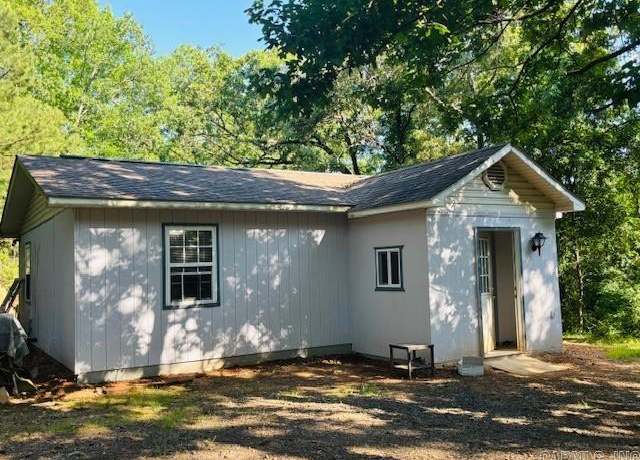 Property at 182 Cherokee Loop, Russellville, AR 72802, 2 beds, 1 bath