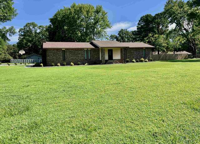 Property at 4 Chamblee Cir, Batesville, AR 72501, 3 beds, 1.5 baths