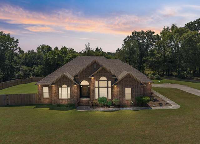 Property at 9 Pearson Ridge Rd, Springhill, AR 72058, 3 beds, 2 baths