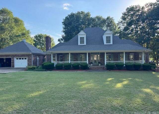 Property at 8 Shady Grove Cv, Ward, AR 72176, 4 beds, 3.5 baths