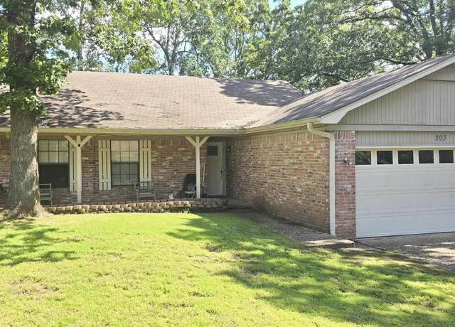 Property at 203 Creekwood Dr, Jacksonville, AR 72076, 3 beds, 2 baths
