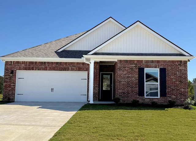 Property at 724 Edgemont Cir, Jonesboro, AR 72405, 3 beds, 2 baths