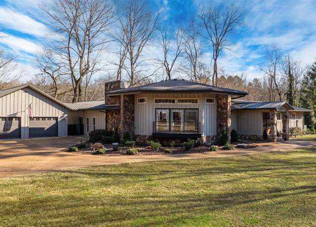 Property at 1200 Rainbow Rd, Heber Springs, AR 72543, 3 beds, 3 baths