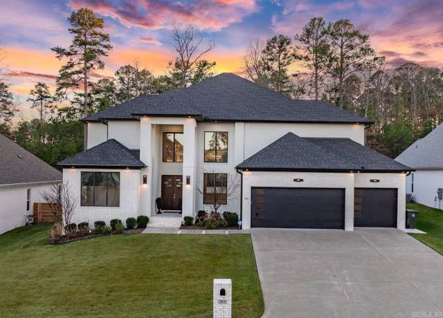 Property at 419 Ensbury Dr, Little Rock, AR 72223, 4 beds, 4.5 baths