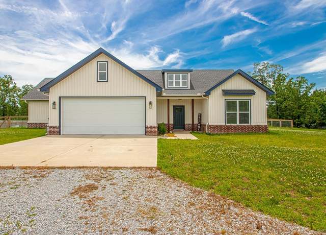Property at 10429 Hwy 298, Benton, AR 72019, 3 beds, 2.5 baths