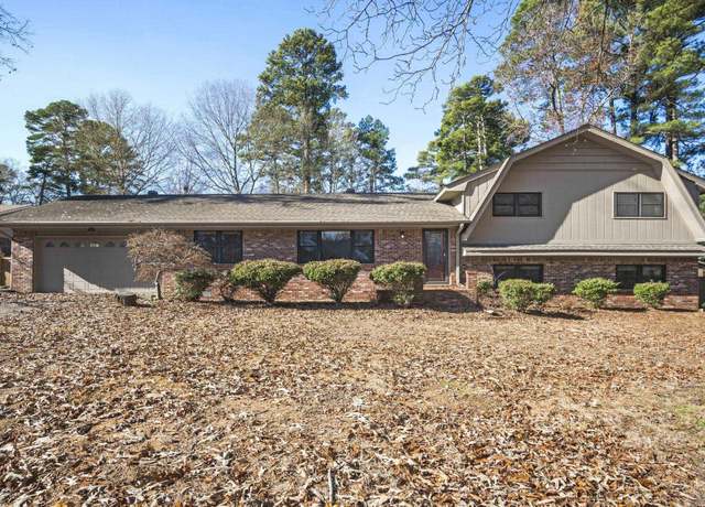 Property at 2811 Fox Glenn St, Jacksonville, AR 72076, 3 beds, 2 baths