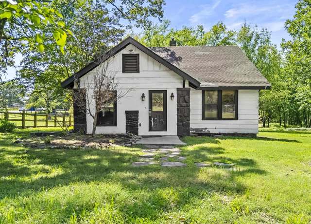 Property at 7501 Highway 300, Little Rock, AR 72223, 4 beds, 1.5 baths