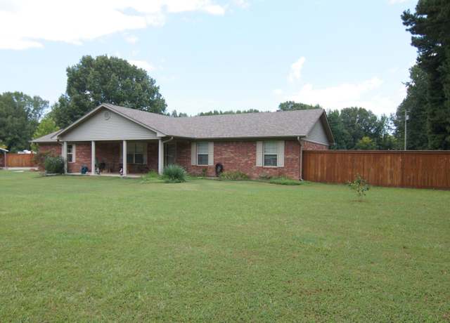 Property at 134 Cole Dr, Jacksonville, AR 72076, 3 beds, 2 baths