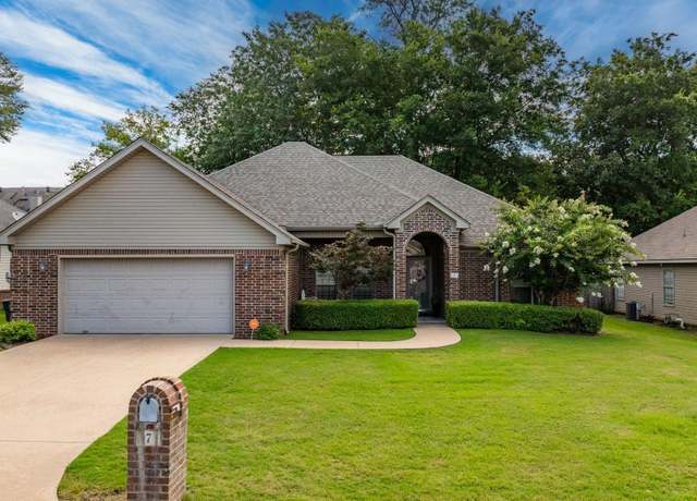 Property at 7 Ben Hogan Cv, Little Rock, AR 72210, 3 beds, 2 baths