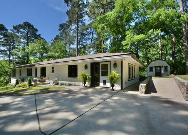 Property at 107 Downs Ter, Hot Springs, AR 71901, 4 beds, 2.5 baths