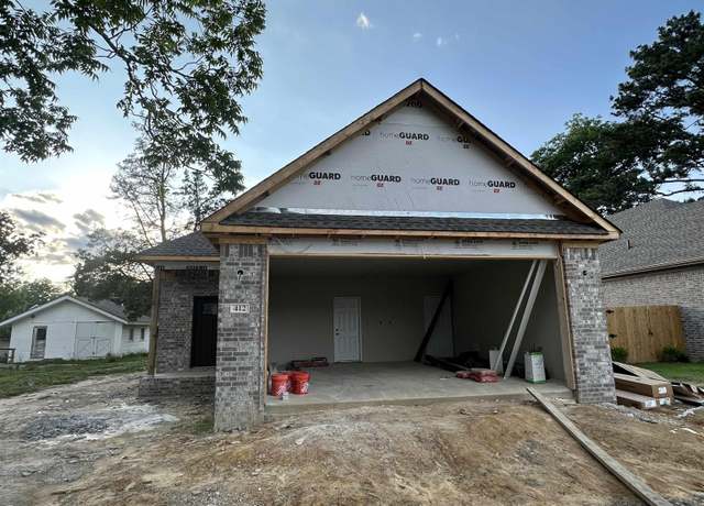 Property at 412 N 3rd St, Cabot, AR 72023, 3 beds, 2 baths