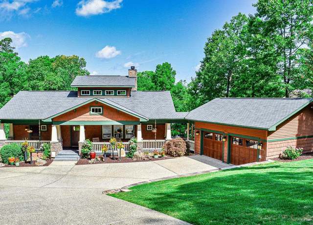 Property at 13 Guindola Cir, Hot Springs Village, AR 71909, 3 beds, 2.5 baths