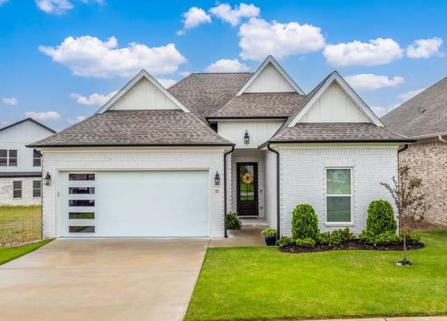 Property at 57 Fletcher Ridge Cir, Little Rock, AR 72223, 3 beds, 2 baths
