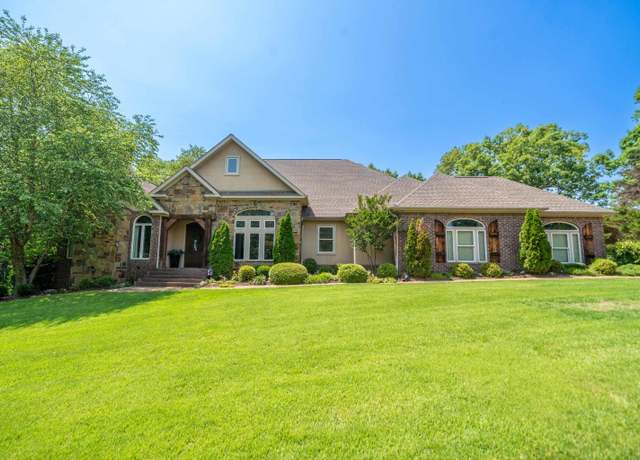 Property at 490 Quail Rdg, Hot Springs, AR 71901, 4 beds, 3.5 baths