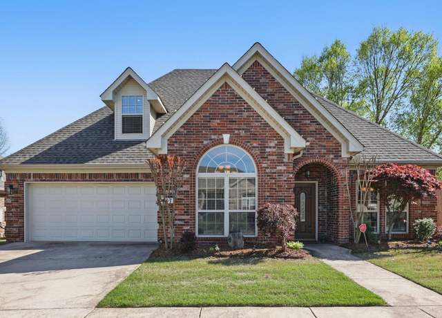 Property at 4297 Heritage Oak Dr, Benton, AR 72019, 3 beds, 2.5 baths
