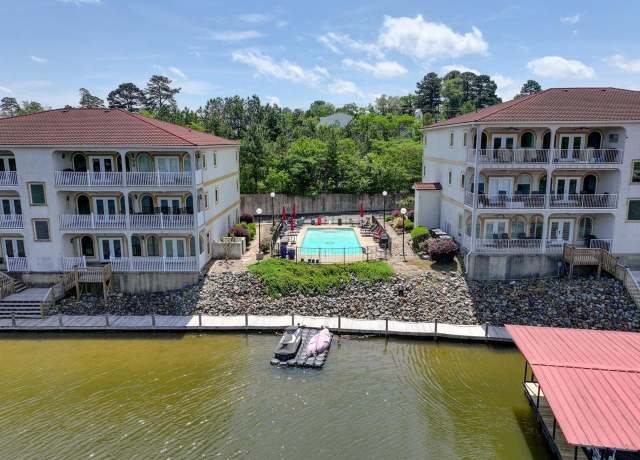 Property at 1380 Airport Rd Unit A4, Hot Springs, AR 71913, 2 beds, 2 baths