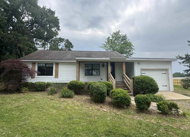 Property at 104 Nita Ln, Searcy, AR 72143, 3 beds, 2 baths