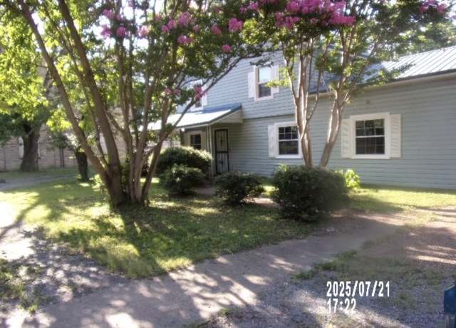 Property at 206 E Davis (rear), Blytheville, AR 72315, 4 beds, 3 baths