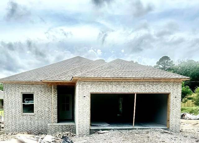 Property at 105 Wickford Trl, Hot Springs, AR 71913, 3 beds, 2 baths