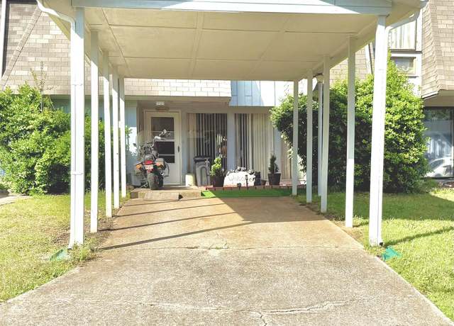 Property at 12 Annette Rd, Cherokee Village, AR 72529, 3 beds, 2.5 baths