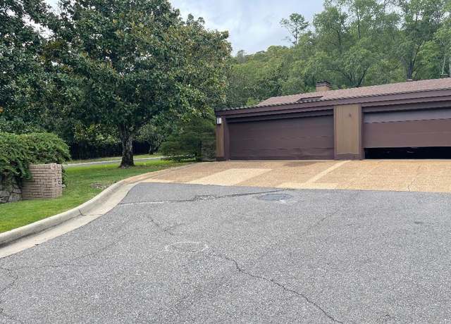 Property at 3404 Cedar Hill Rd, Little Rock, AR 72202, 2 beds, 2 baths