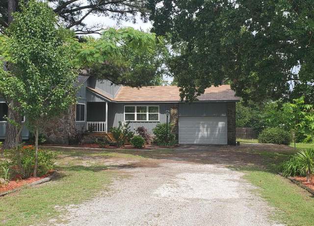 Property at 203 Altman Dr, Mountain View, AR 72560, 3 beds, 2 baths